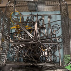 1 Mixed Surgical Instruments - Needle Holders, Hemostats & Forcepts (including Tungsten Carbide)