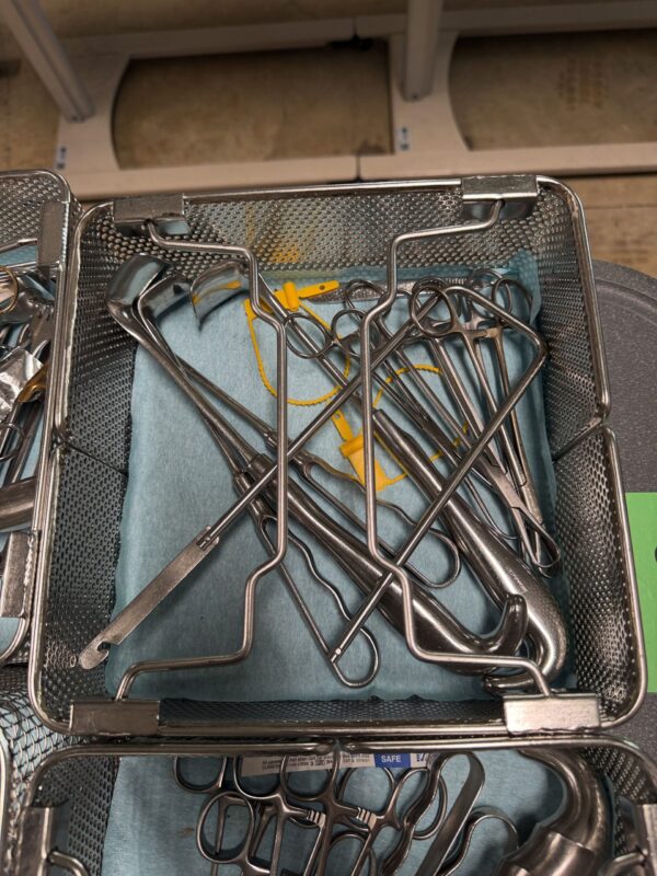 12  Mixed Surgical Instruments Tray